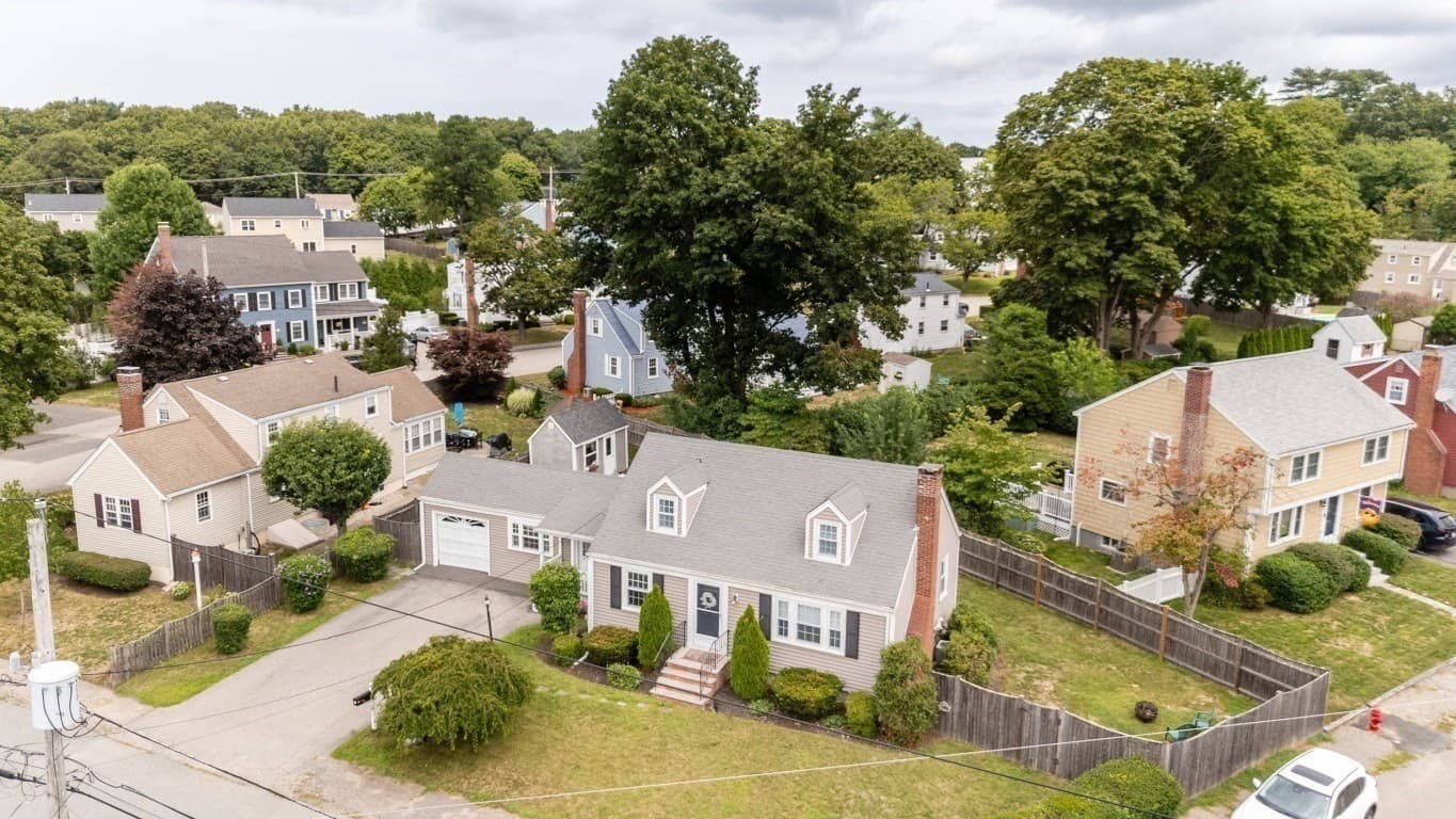 Single Family Residence at 52 Chisholm Rd, Weymouth MA 02190, photo 22 of 32