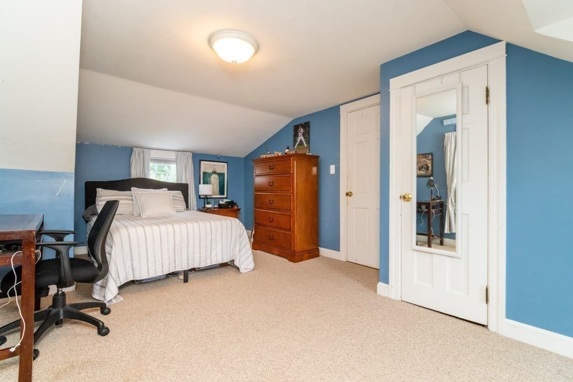 Single Family Residence at 52 Chisholm Rd, Weymouth MA 02190, photo 20 of 32