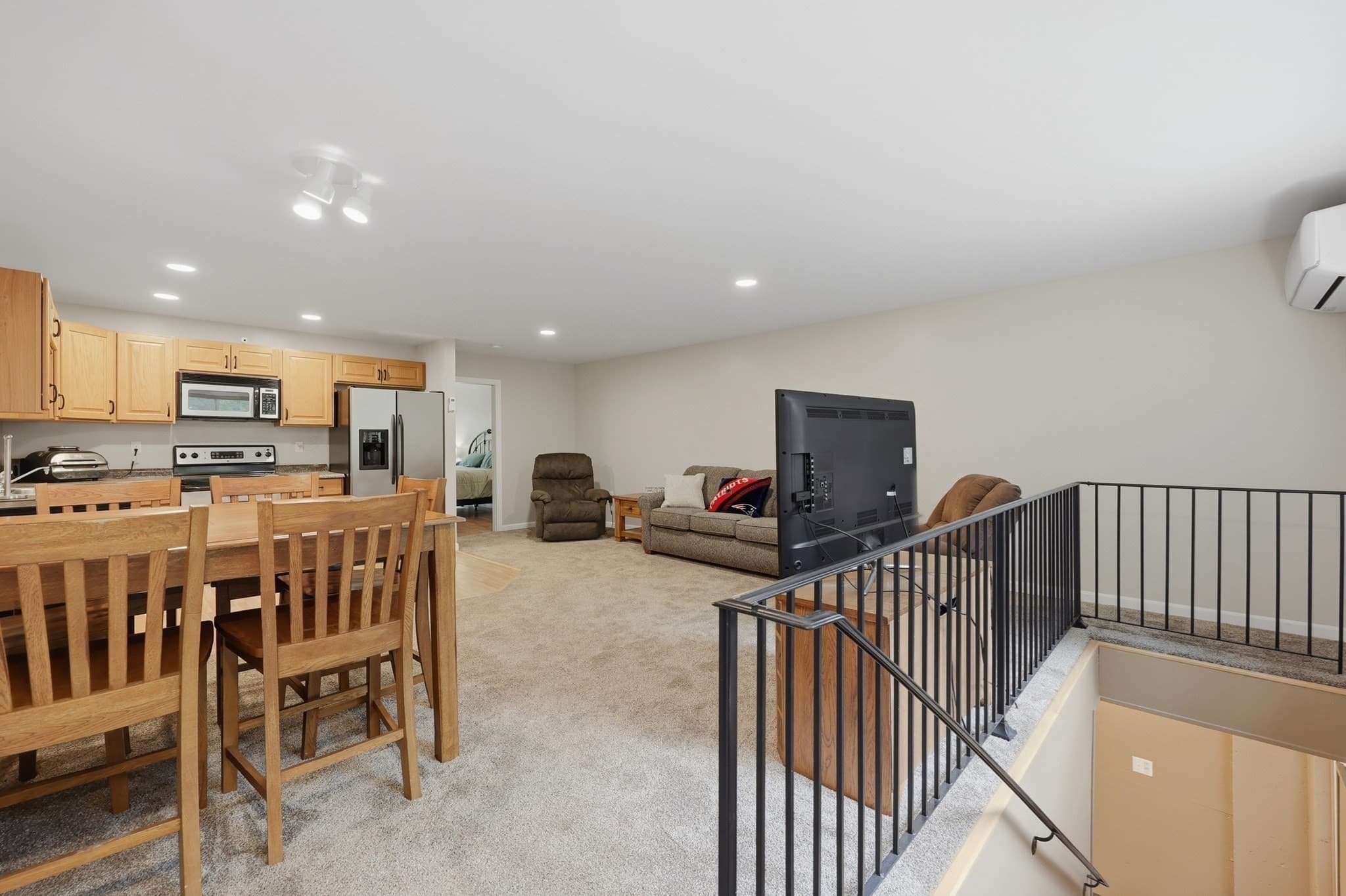 Single Family Residence at 149 Sleepy Hollow Road, Wakefield NH 03872, Wakefield, photo 5 of 32