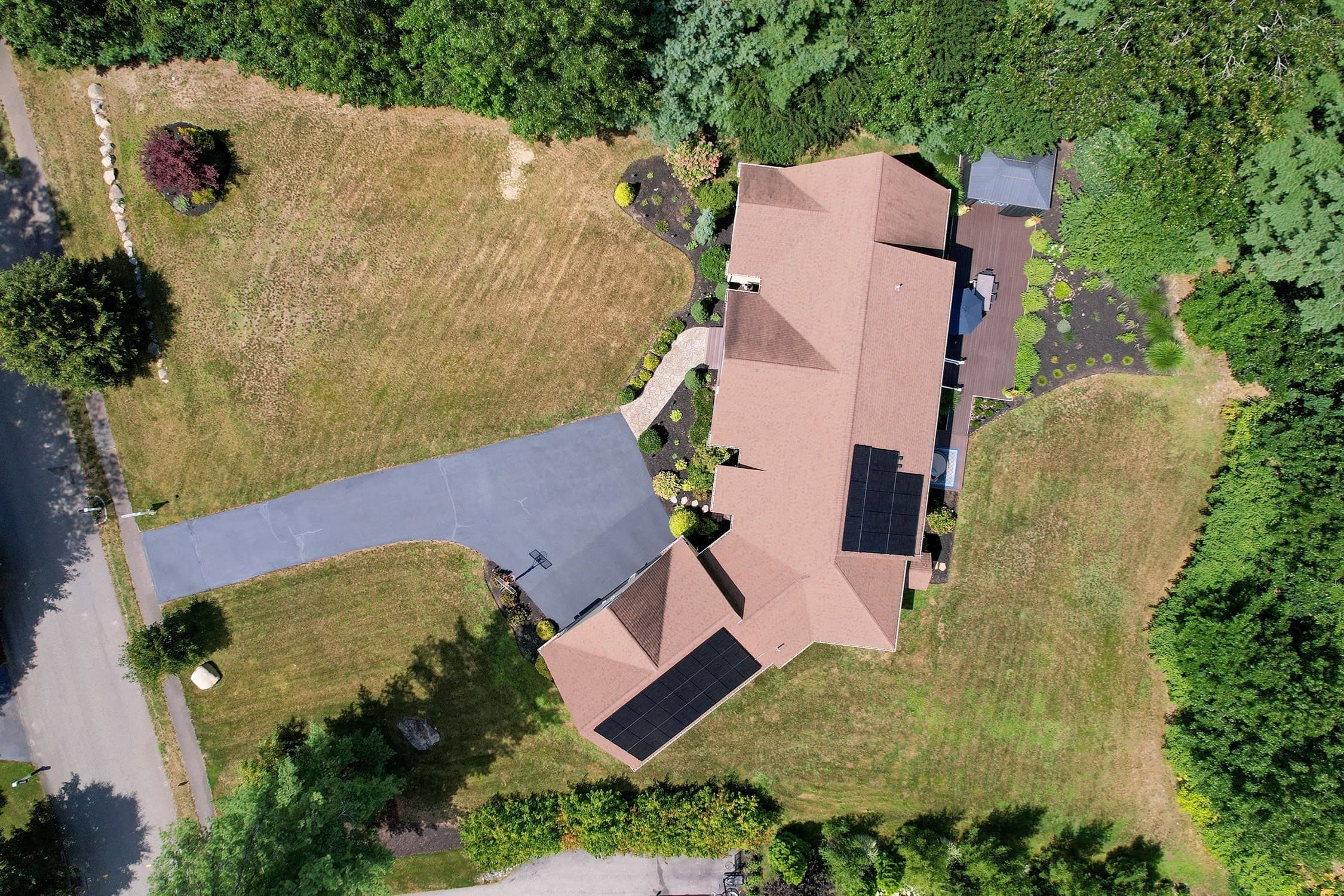 53 Erikson Ln, Pembroke MA 02359