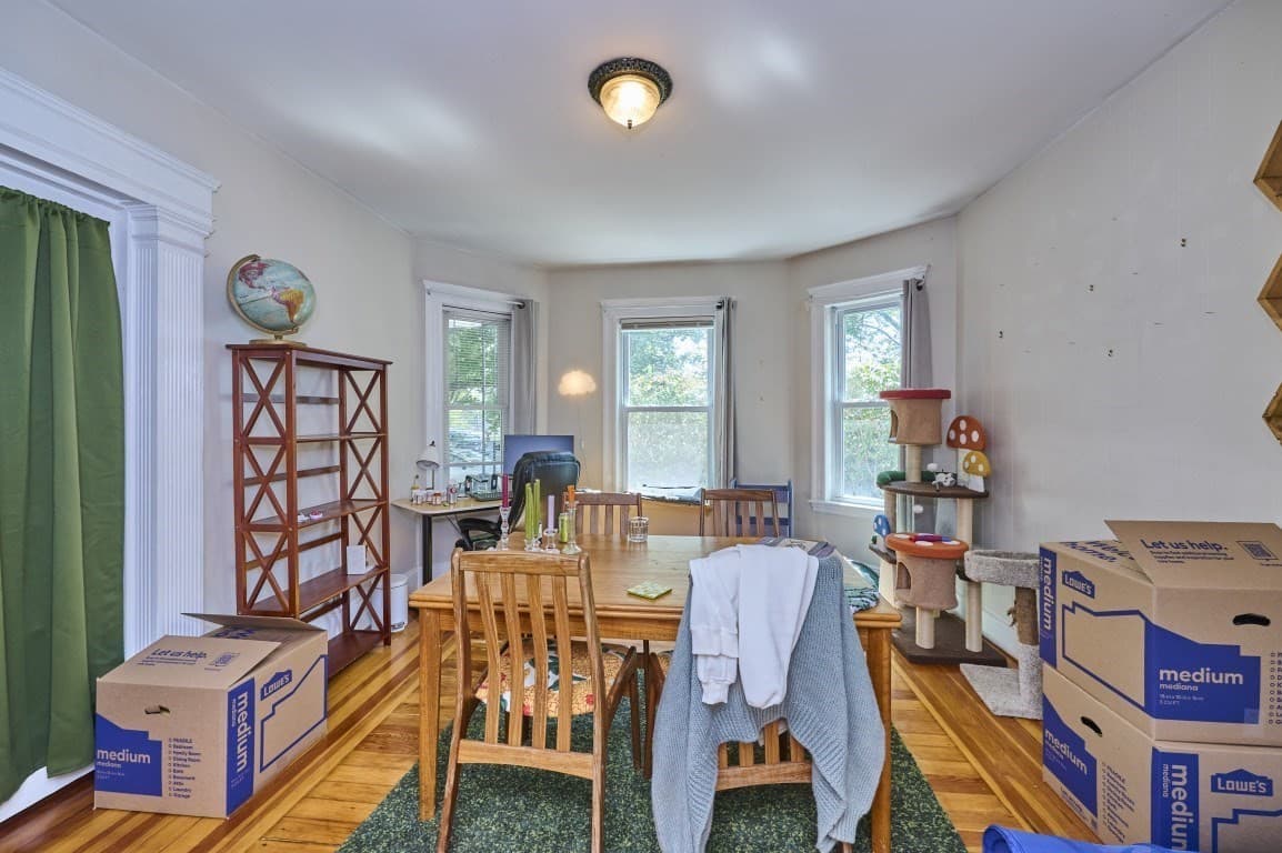 3 Family at 78 Fellsway West, Somerville MA 02145, Somerville, photo 6 of 40