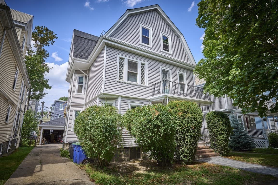 3 Family at 78 Fellsway West, Somerville MA 02145, Somerville, photo 36 of 40