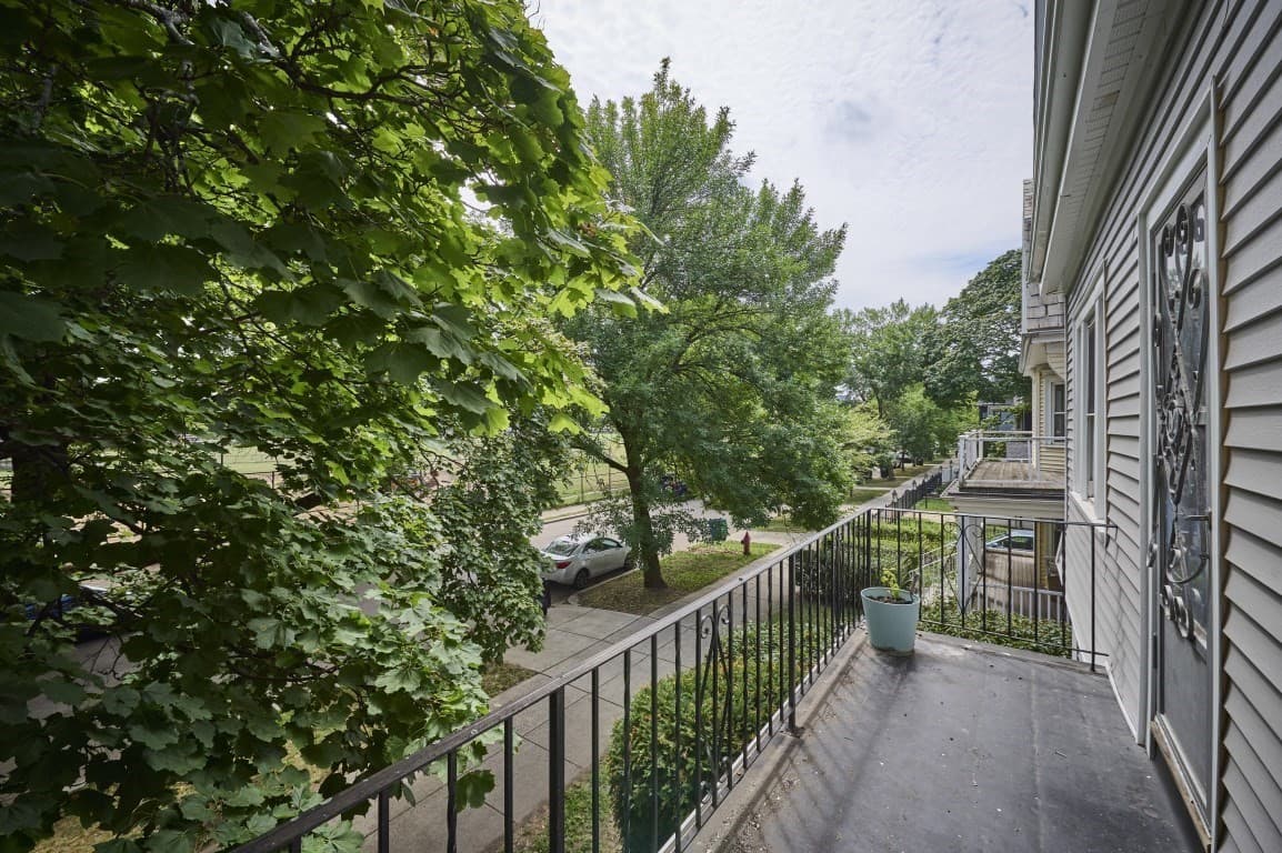 3 Family at 78 Fellsway West, Somerville MA 02145, Somerville, photo 32 of 40