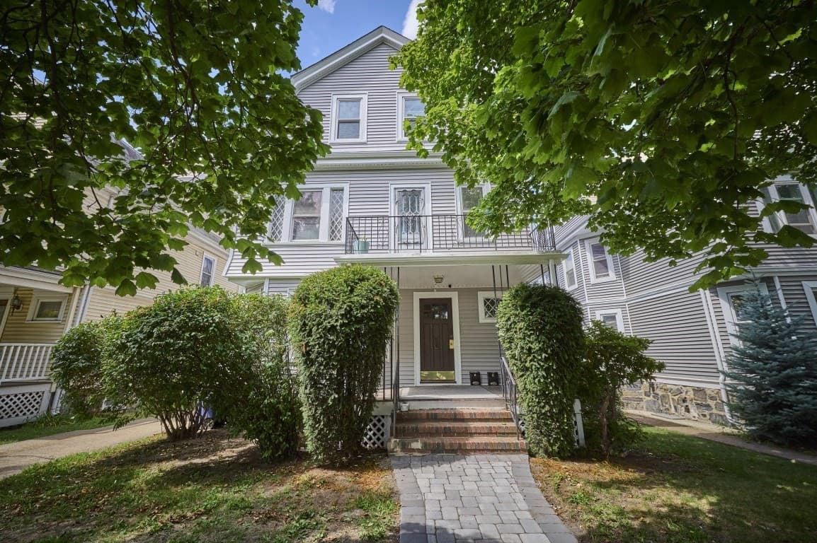 78 Fellsway West, Somerville MA 02145