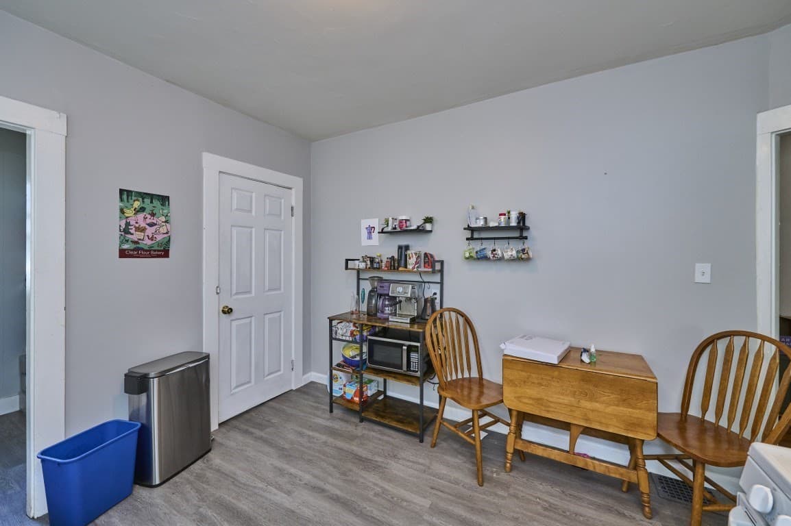 3 Family at 78 Fellsway West, Somerville MA 02145, Somerville, photo 8 of 40