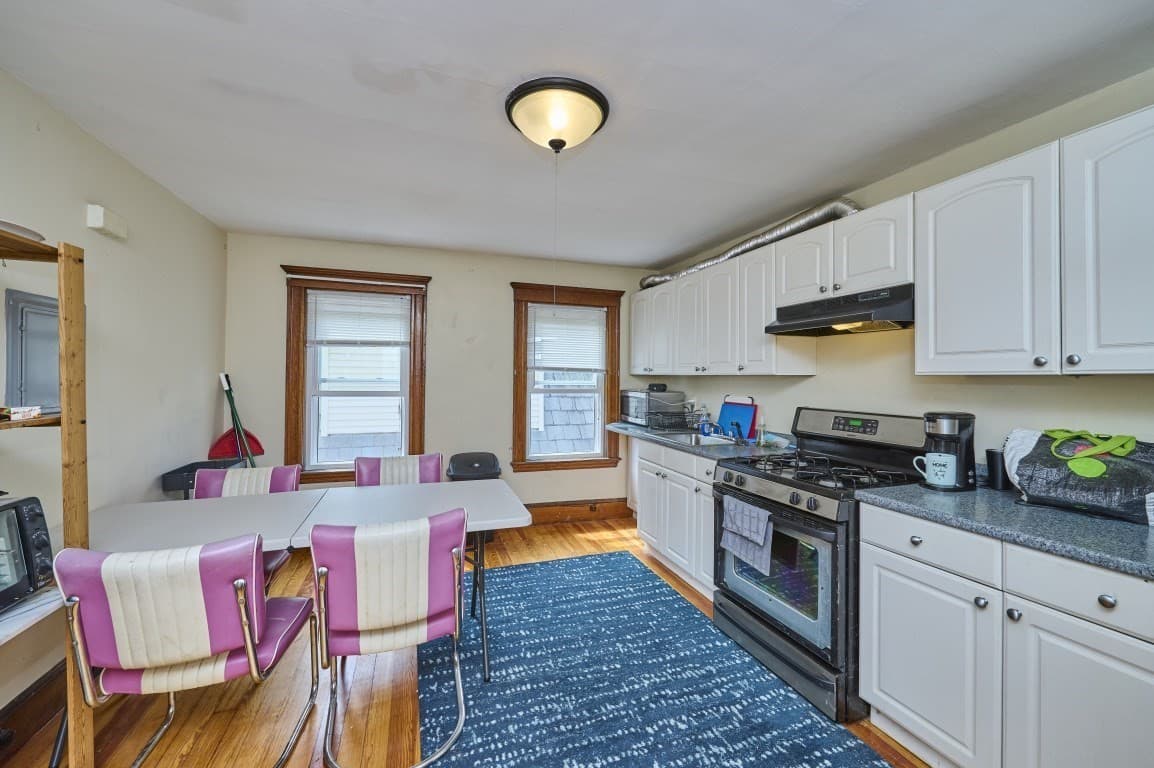 3 Family at 78 Fellsway West, Somerville MA 02145, Somerville, photo 25 of 40