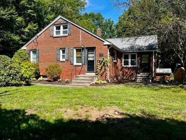 Single Family Residence at 10 Chestnut Street, Hatfield MA 01038, Hatfield, photo 2 of 33