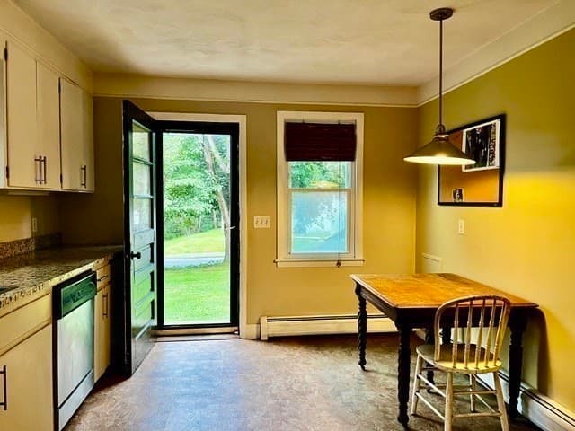 Single Family Residence at 10 Chestnut Street, Hatfield MA 01038, Hatfield, photo 12 of 33