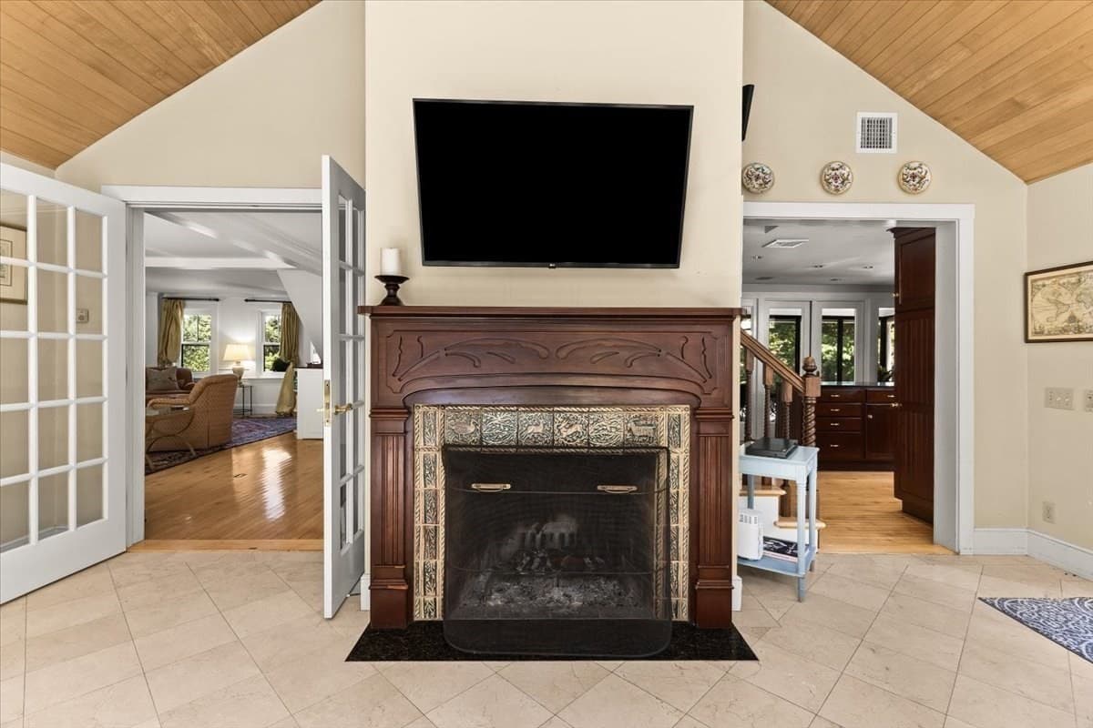 Single Family Residence at 50 Pond Street, Easton MA 02356, Easton, photo 12 of 42
