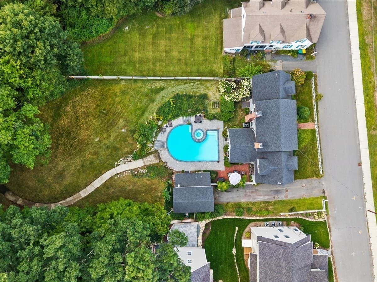 Single Family Residence at 50 Pond Street, Easton MA 02356, Easton, photo 5 of 42