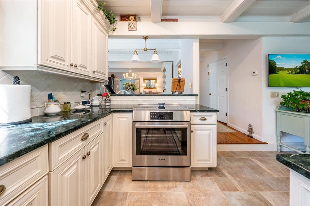 Single Family Residence at 15 Long Pond Cir, Barnstable MA 02632, Barnstable, photo 12 of 41