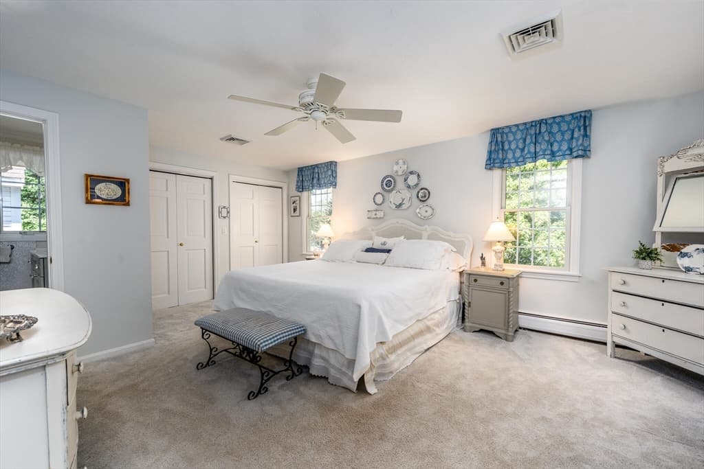 Single Family Residence at 15 Long Pond Cir, Barnstable MA 02632, Barnstable, photo 24 of 41