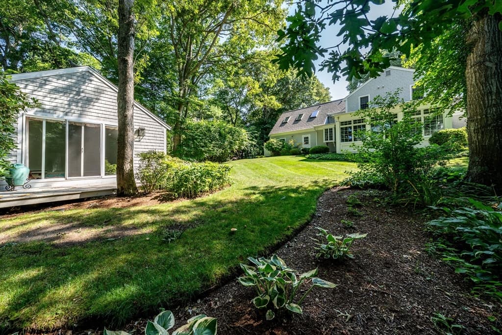 Single Family Residence at 15 Long Pond Cir, Barnstable MA 02632, Barnstable, photo 33 of 41