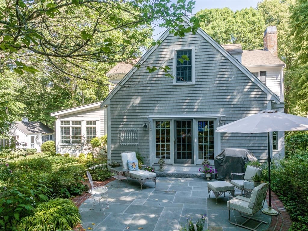 Single Family Residence at 15 Long Pond Cir, Barnstable MA 02632, Barnstable, photo 14 of 41