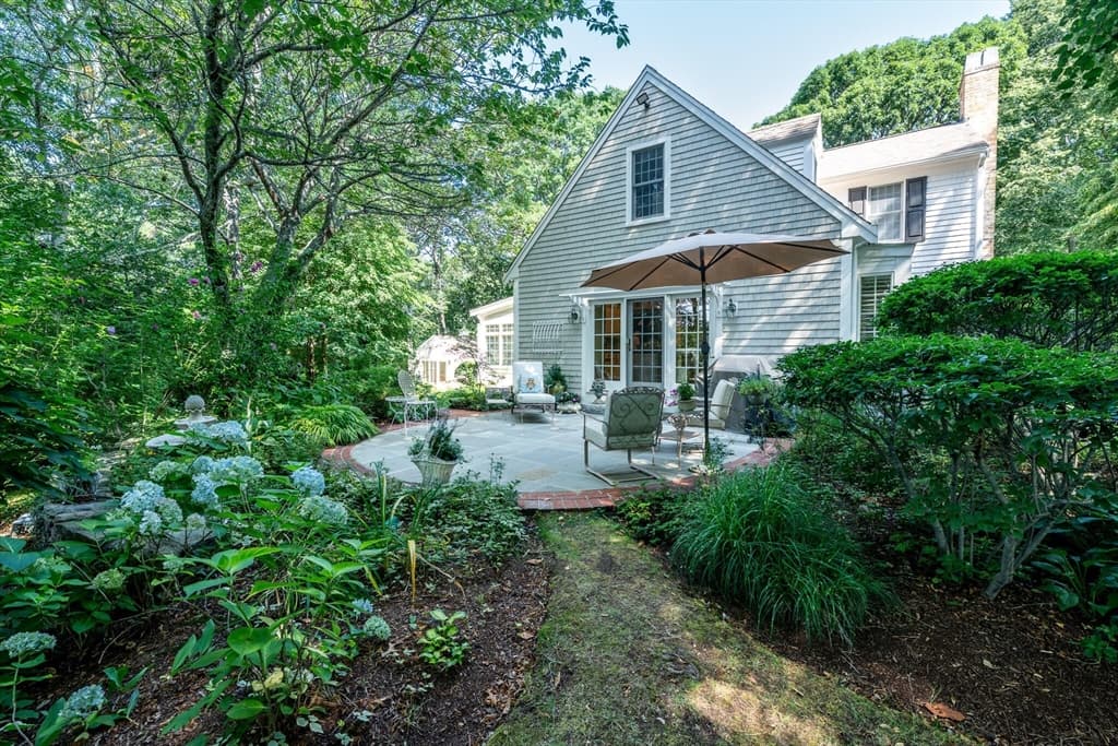 Single Family Residence at 15 Long Pond Cir, Barnstable MA 02632, Barnstable, photo 37 of 41