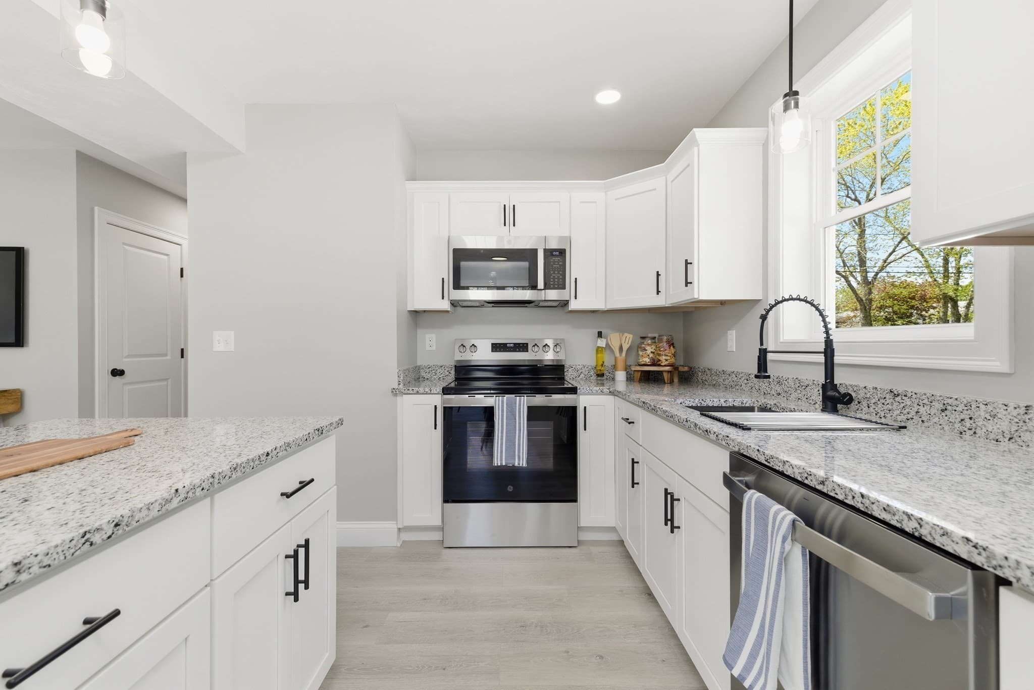 Condominium at 3 Crossman Street # A, Taunton MA 02780, photo 4 of 35