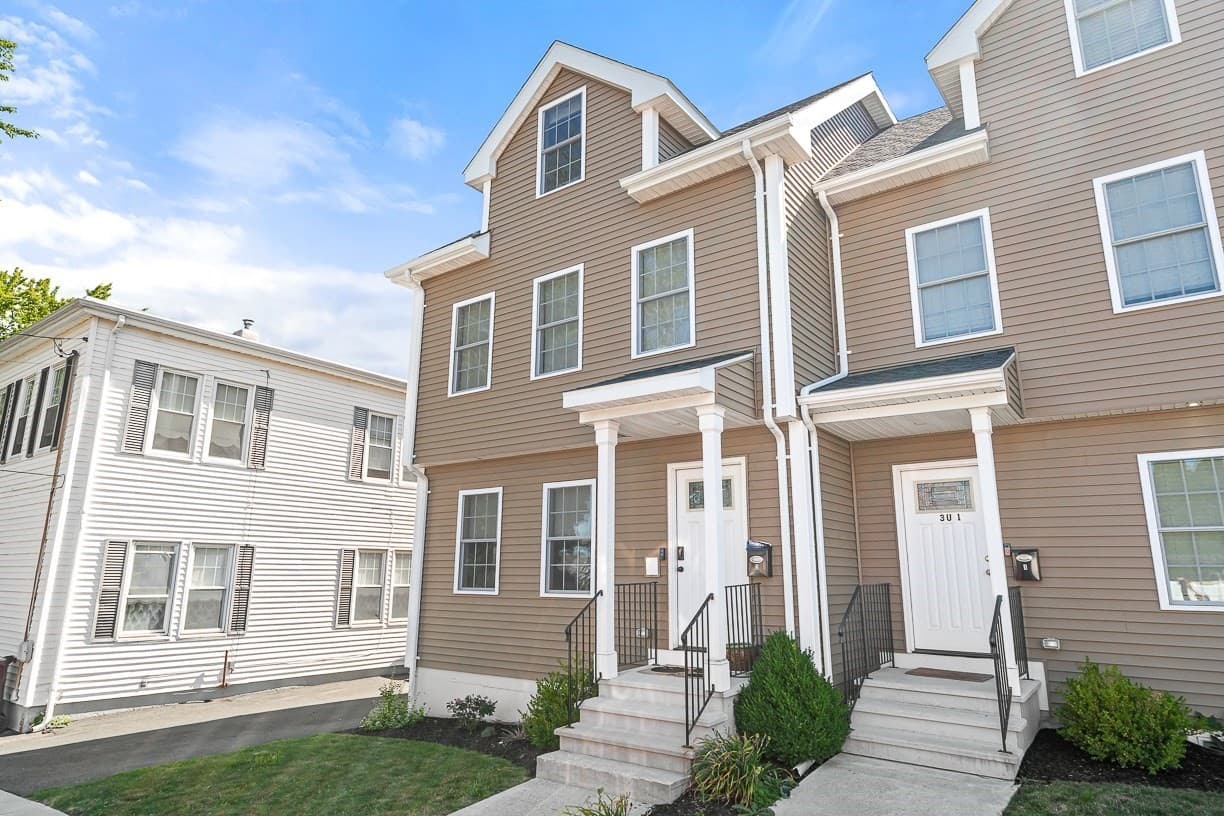 Condominium at 3 Burnham St # 2, Revere MA 02151, Revere, photo 3 of 29