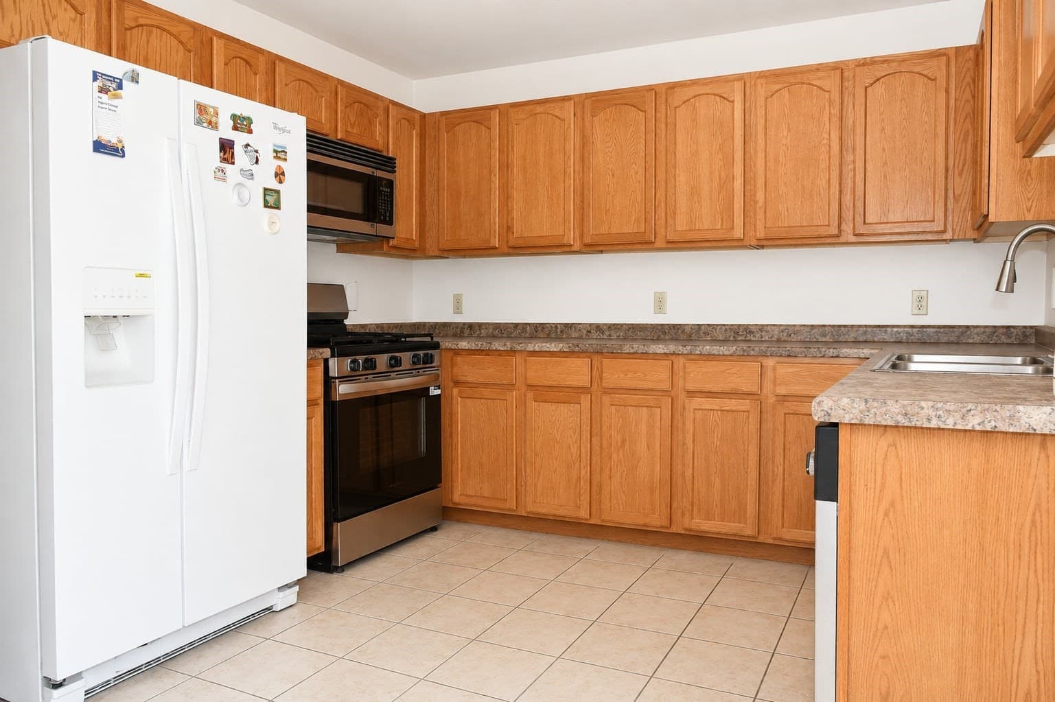 Condominium at 89 W Carpenter Street # 3, Attleboro MA 02703, Attleboro, photo 12 of 31