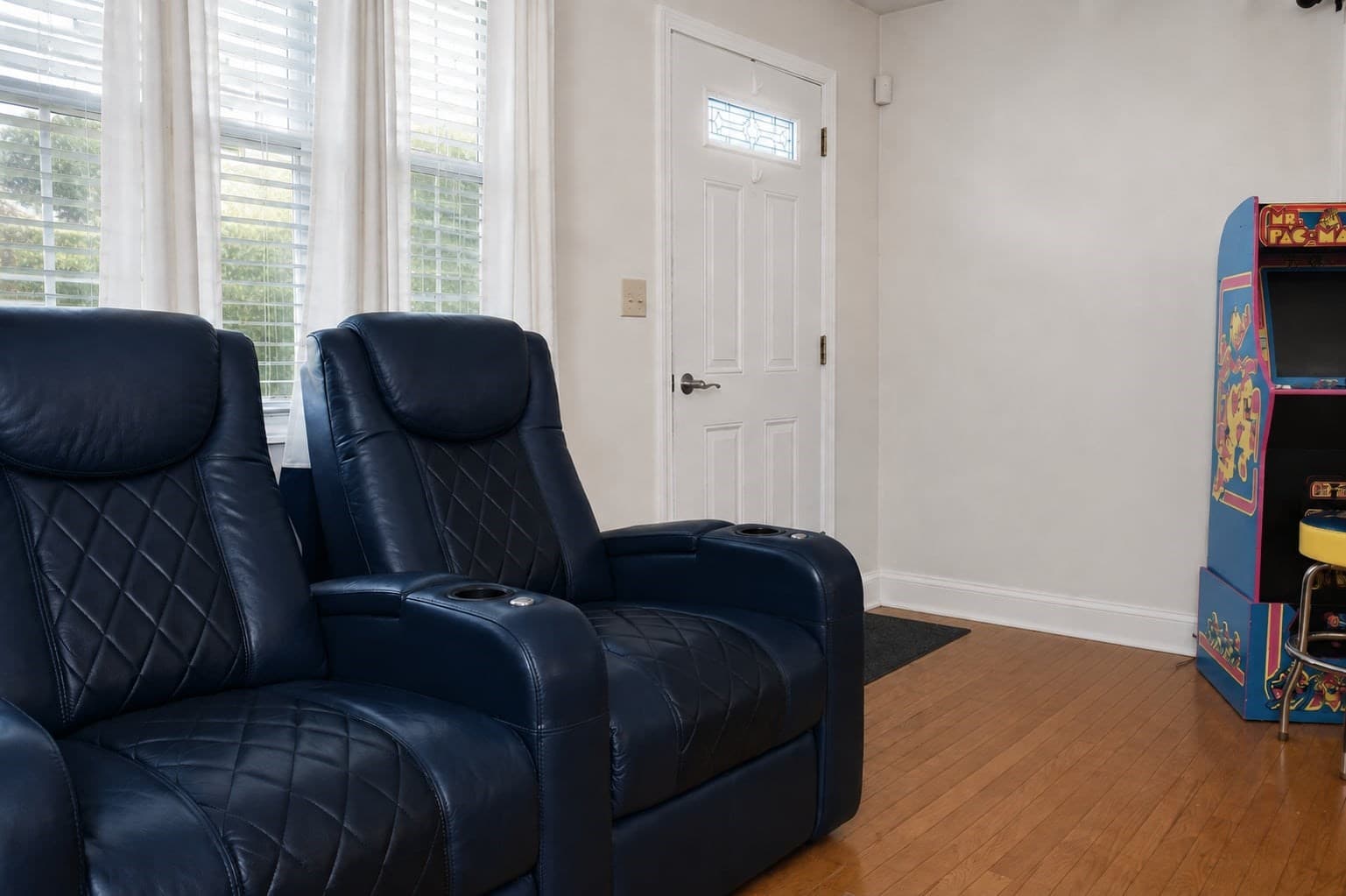 Condominium at 89 W Carpenter Street # 3, Attleboro MA 02703, Attleboro, photo 5 of 31
