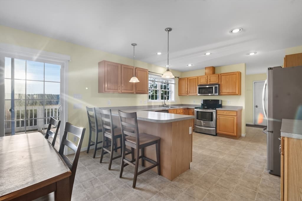 Single Family Residence at 36 Mcintyre Rd, Oxford MA 01537, Oxford, photo 11 of 36