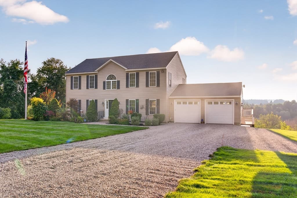 Single Family Residence at 36 Mcintyre Rd, Oxford MA 01537, Oxford, photo 4 of 36