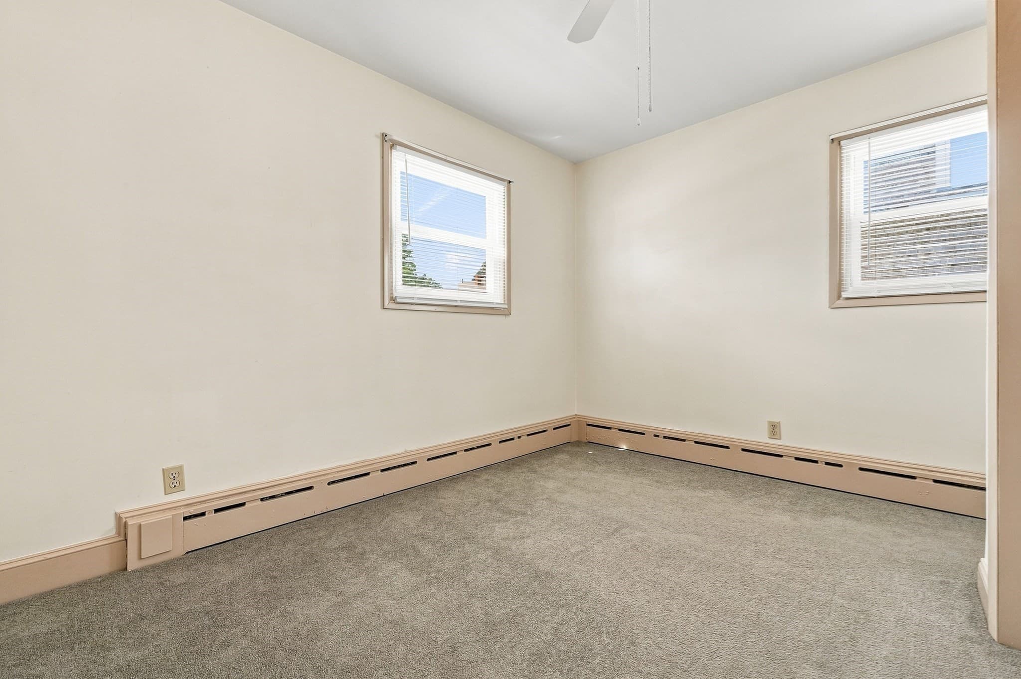 Single Family Residence at 2228 Acushnet Ave, New Bedford MA 02745, New Bedford, photo 29 of 39