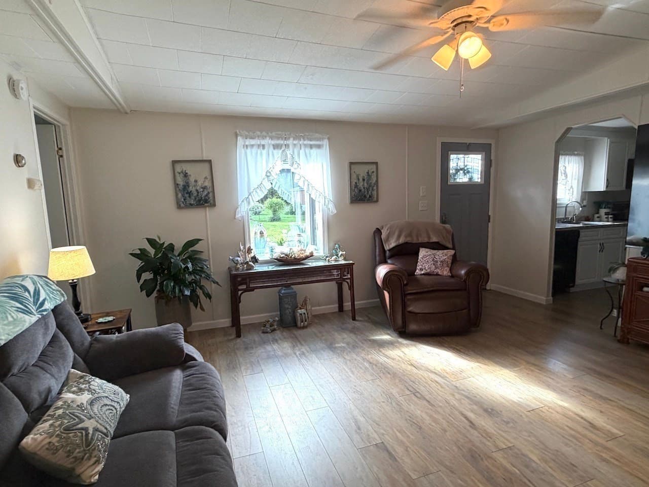 Mobile Home at 39 First Ave, Westfield MA 01085, Westfield, photo 13 of 39