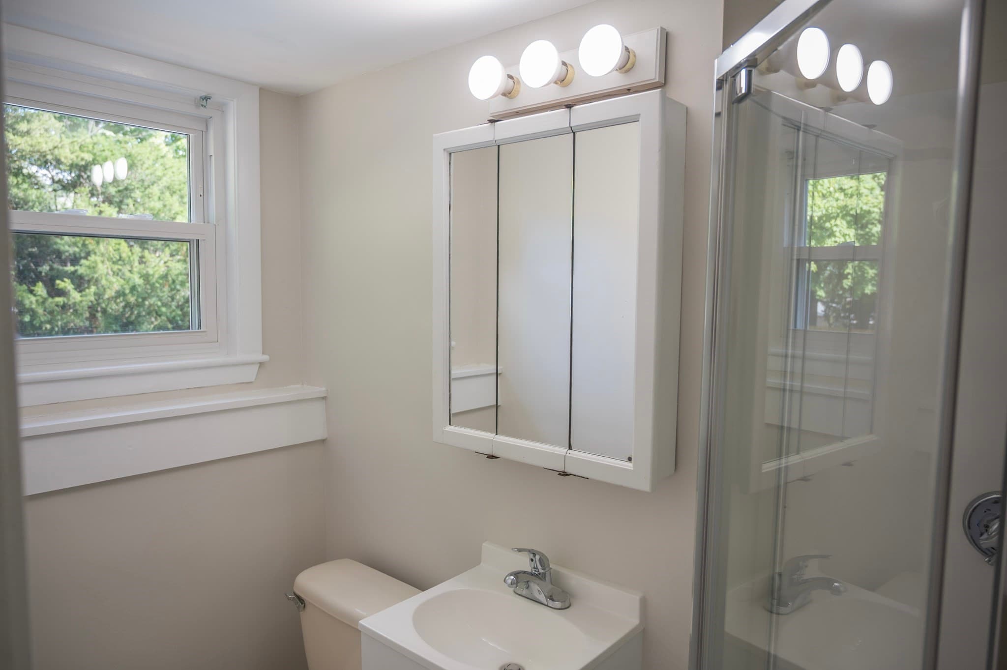Single Family Residence at 21 Debra Ln, Framingham MA 01701, Framingham, photo 22 of 35