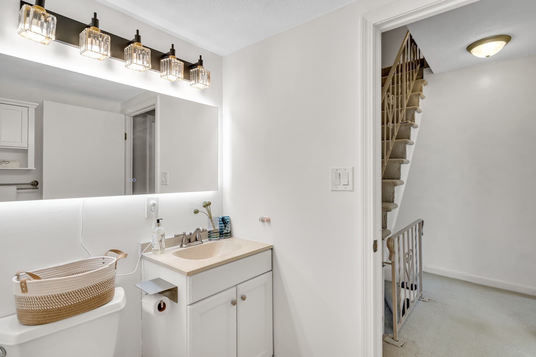 Condominium at 73 Dell Ave # 73, Melrose MA 02176, Melrose, photo 27 of 42
