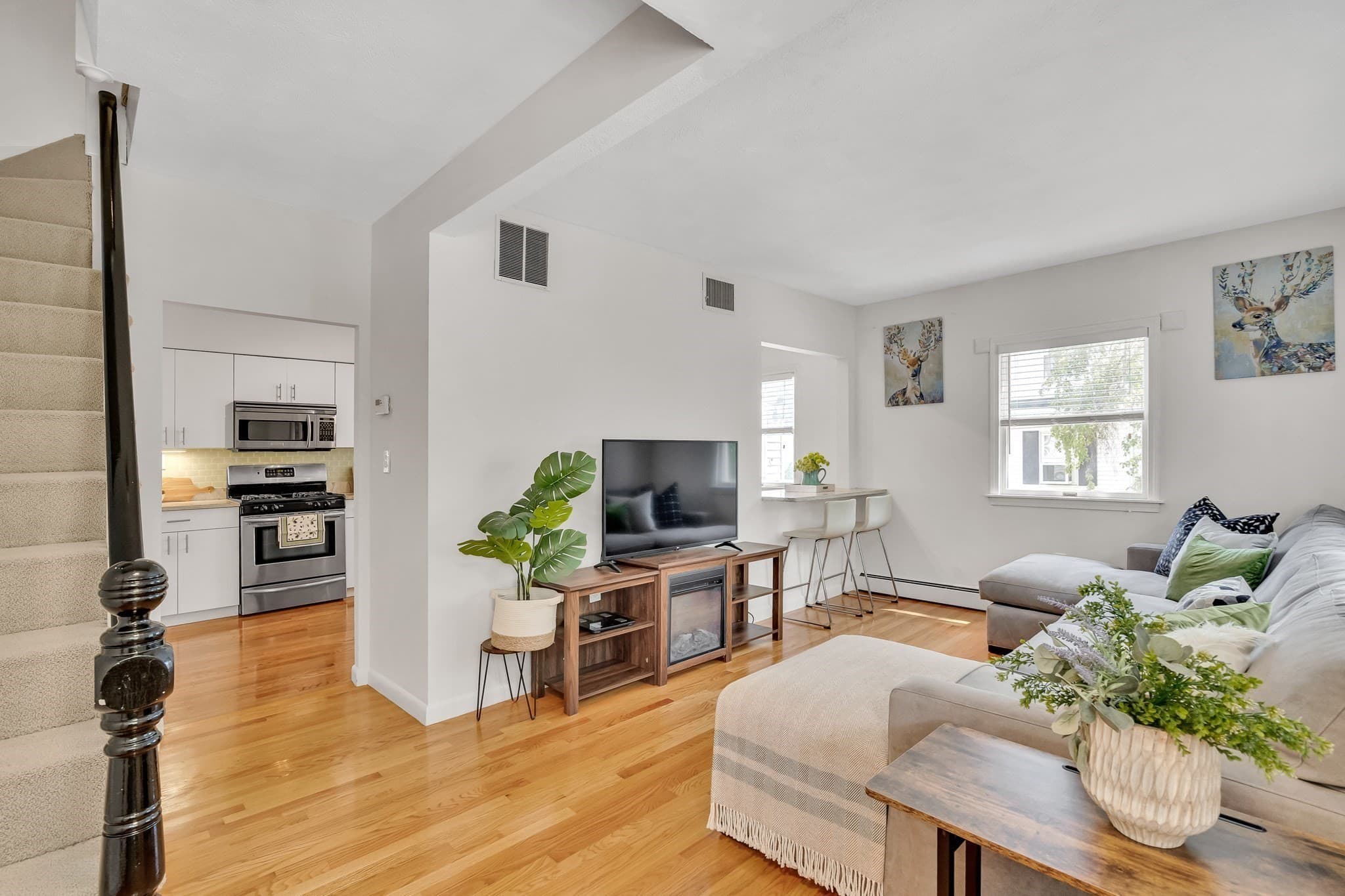 Condominium at 73 Dell Ave # 73, Melrose MA 02176, Melrose, photo 2 of 42