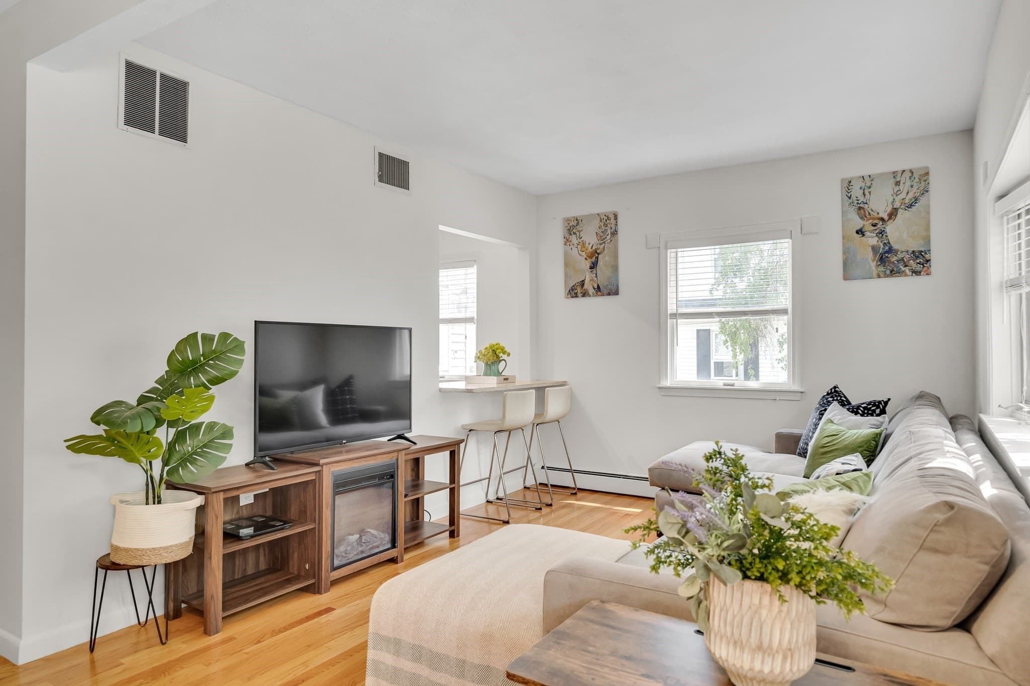Condominium at 73 Dell Ave # 73, Melrose MA 02176, Melrose, photo 3 of 42