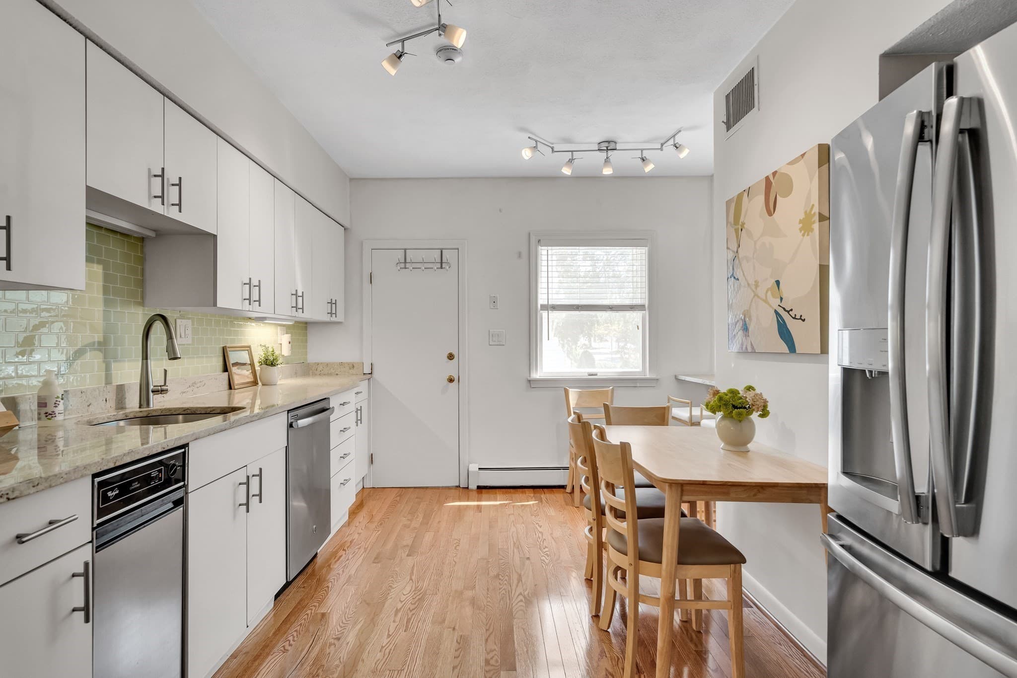 Condominium at 73 Dell Ave # 73, Melrose MA 02176, Melrose, photo 10 of 42