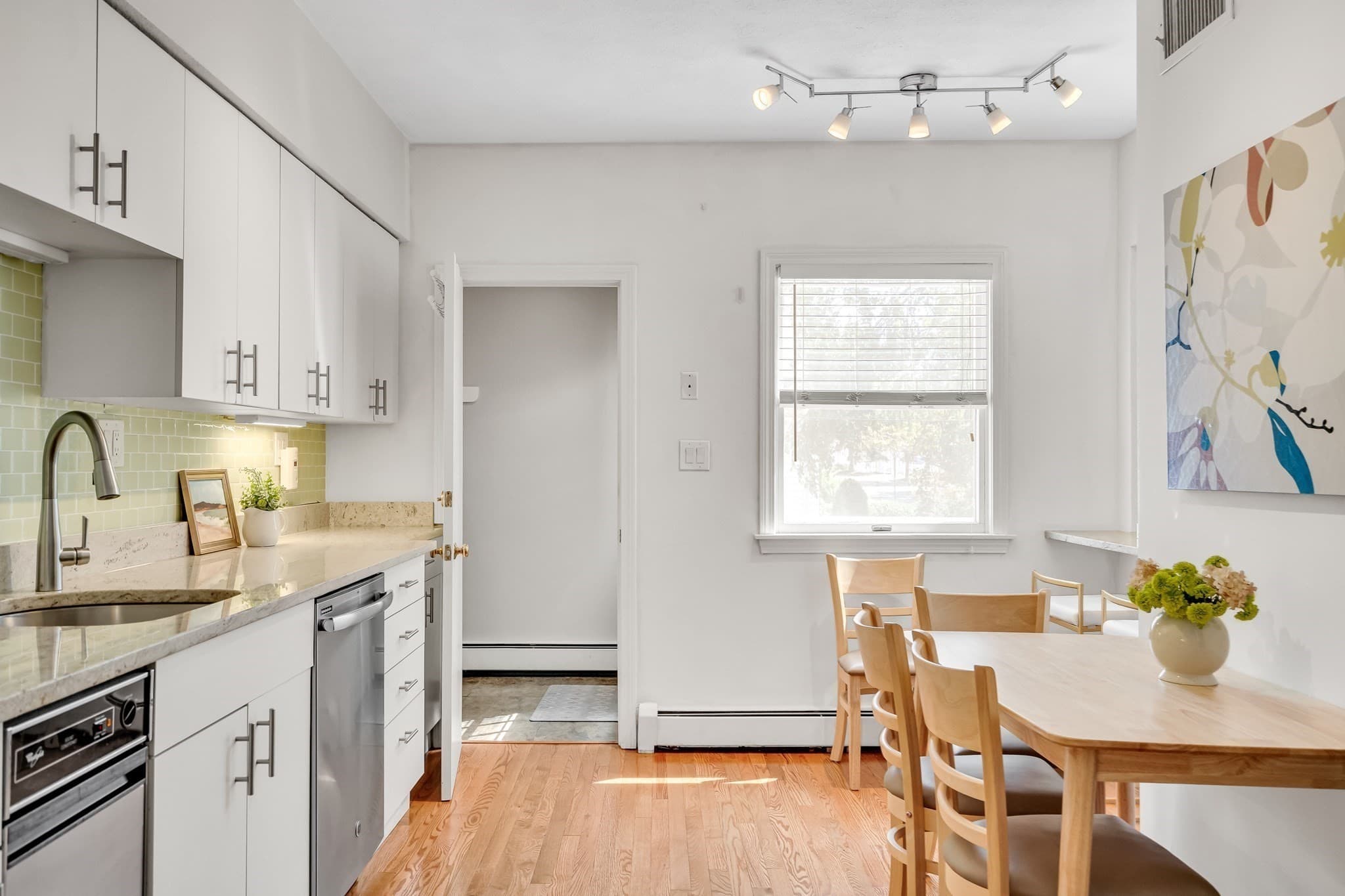 Condominium at 73 Dell Ave # 73, Melrose MA 02176, Melrose, photo 14 of 42