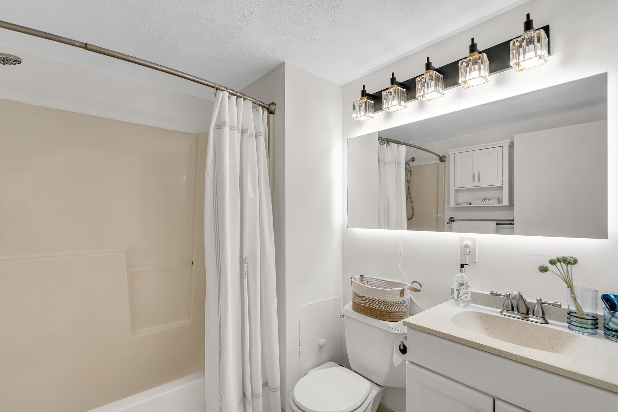 Condominium at 73 Dell Ave # 73, Melrose MA 02176, Melrose, photo 25 of 42