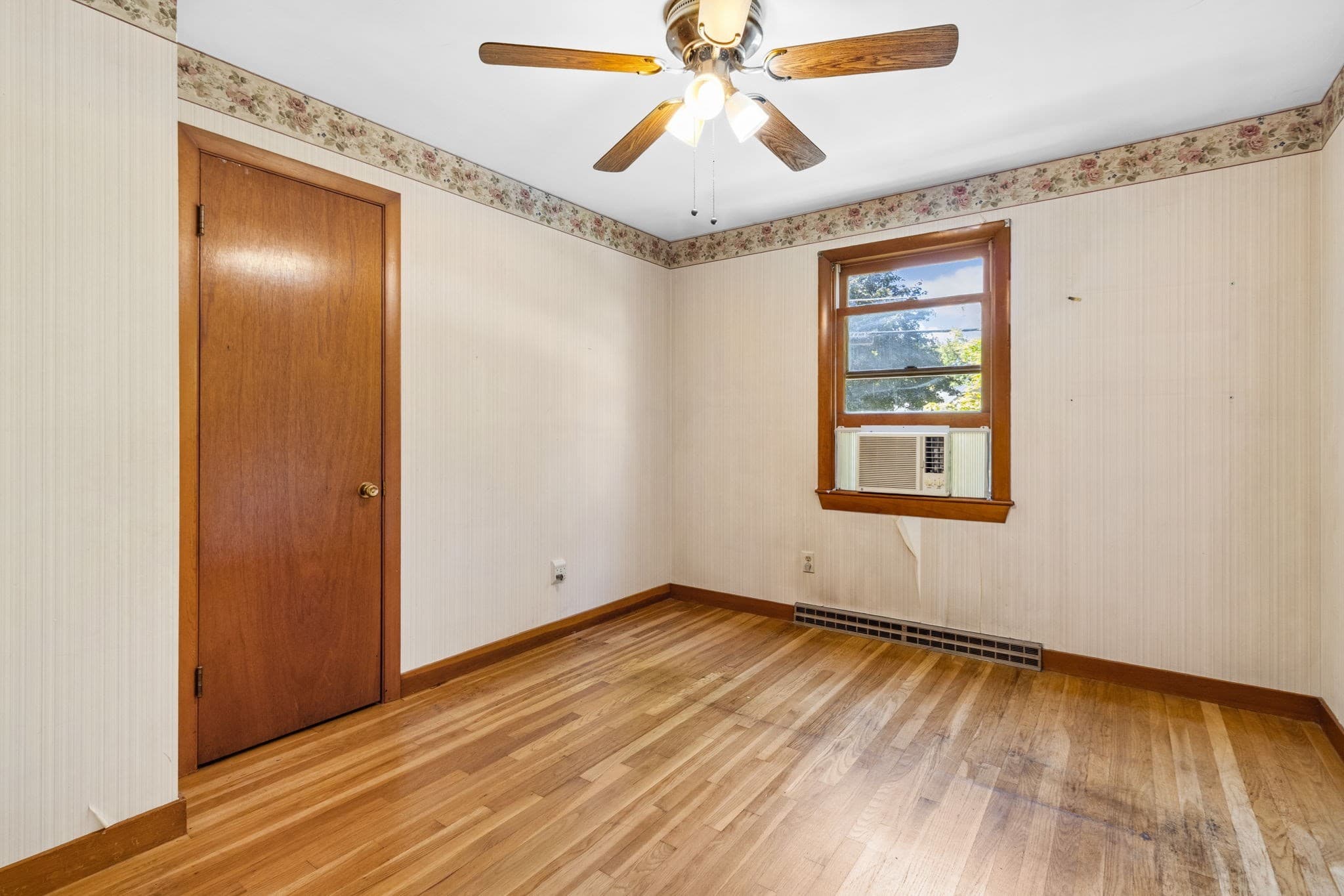 Single Family Residence at 8 Wheeler Rd, Westborough MA 01581, Westborough, photo 16 of 32