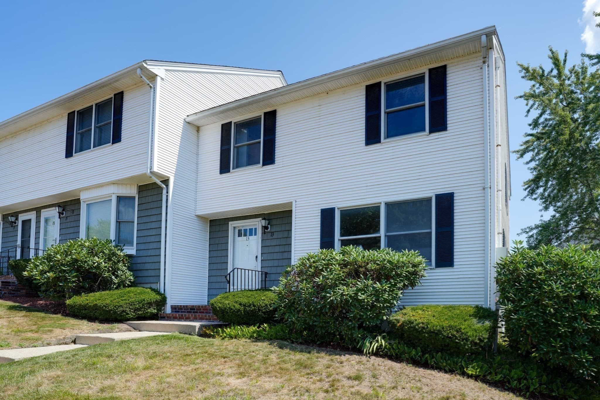 Condominium at 13 Brandee Ln # 24, Methuen MA 01844, Methuen, photo 3 of 31