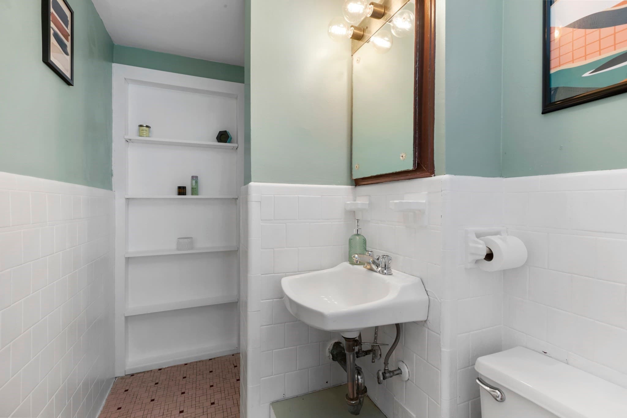 Single Family Residence at 4 Maxdale Rd, Worcester MA 01602, Worcester, photo 28 of 36