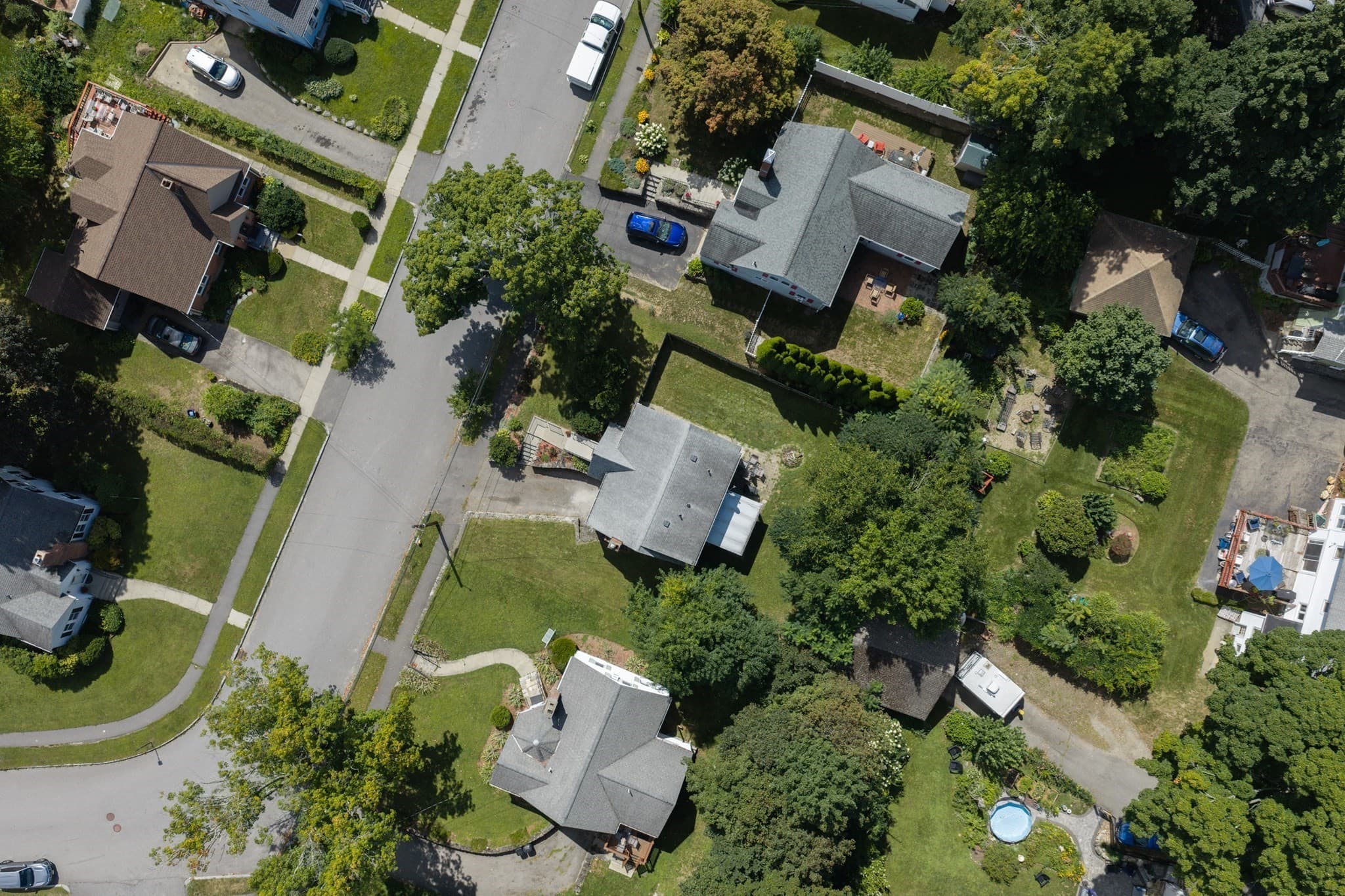 Single Family Residence at 4 Maxdale Rd, Worcester MA 01602, Worcester, photo 34 of 36
