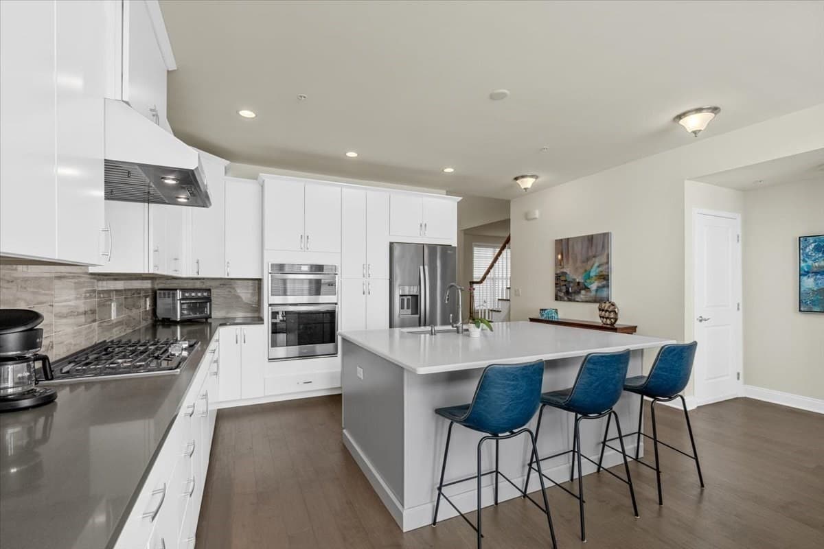 Condominium at 24 Henry Way # 24, Millis MA 02054, Millis, photo 6 of 35