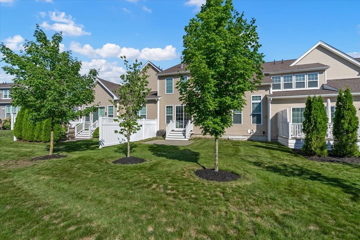 Condominium at 24 Henry Way # 24, Millis MA 02054, Millis, photo 32 of 35