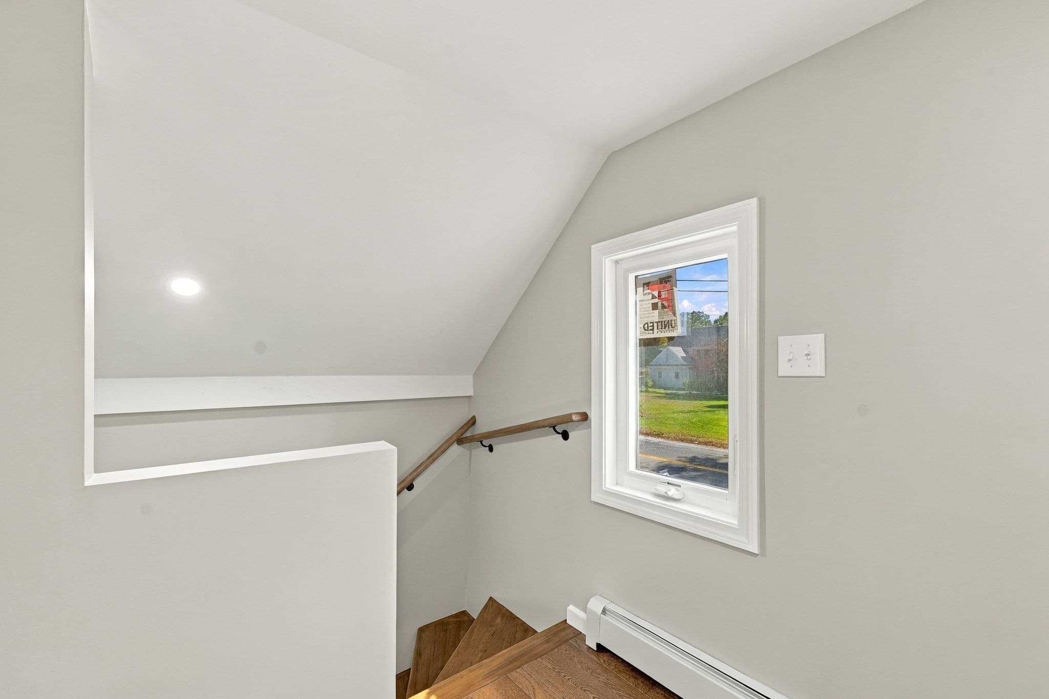Single Family Residence at 963 Russells Mills Rd, Dartmouth MA 02748, photo 22 of 27