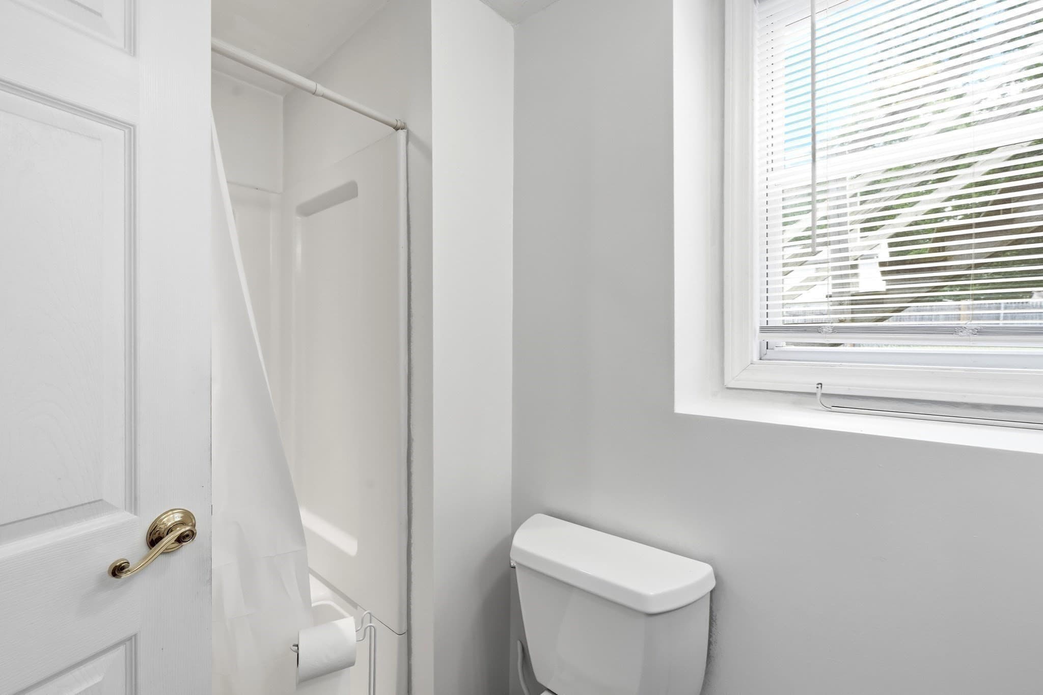 Single Family Residence at 51 Broad Street, Billerica MA 01821, photo 27 of 42