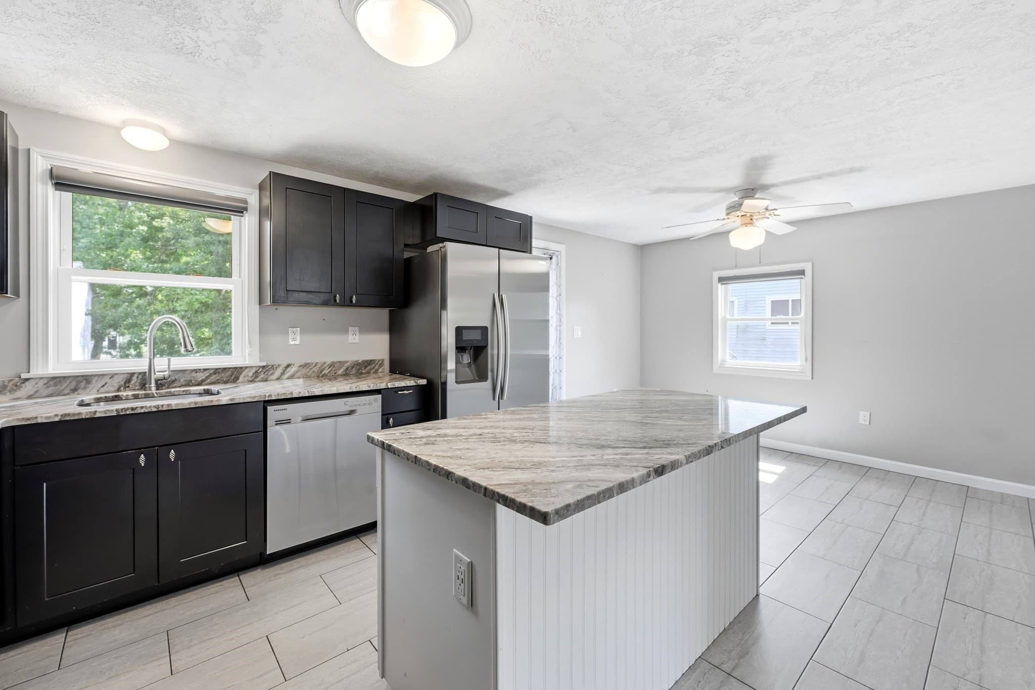 Single Family Residence at 51 Broad Street, Billerica MA 01821, photo 5 of 42