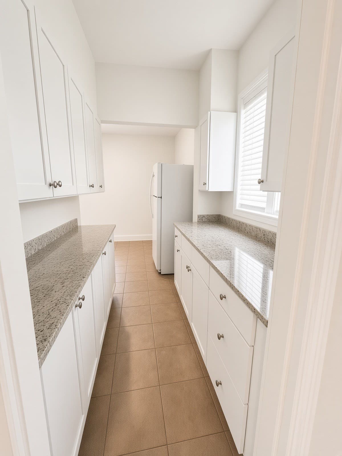 3 Family at 29-31 Tracy Ave, Lynn MA 01902, Lynn, photo 32 of 41