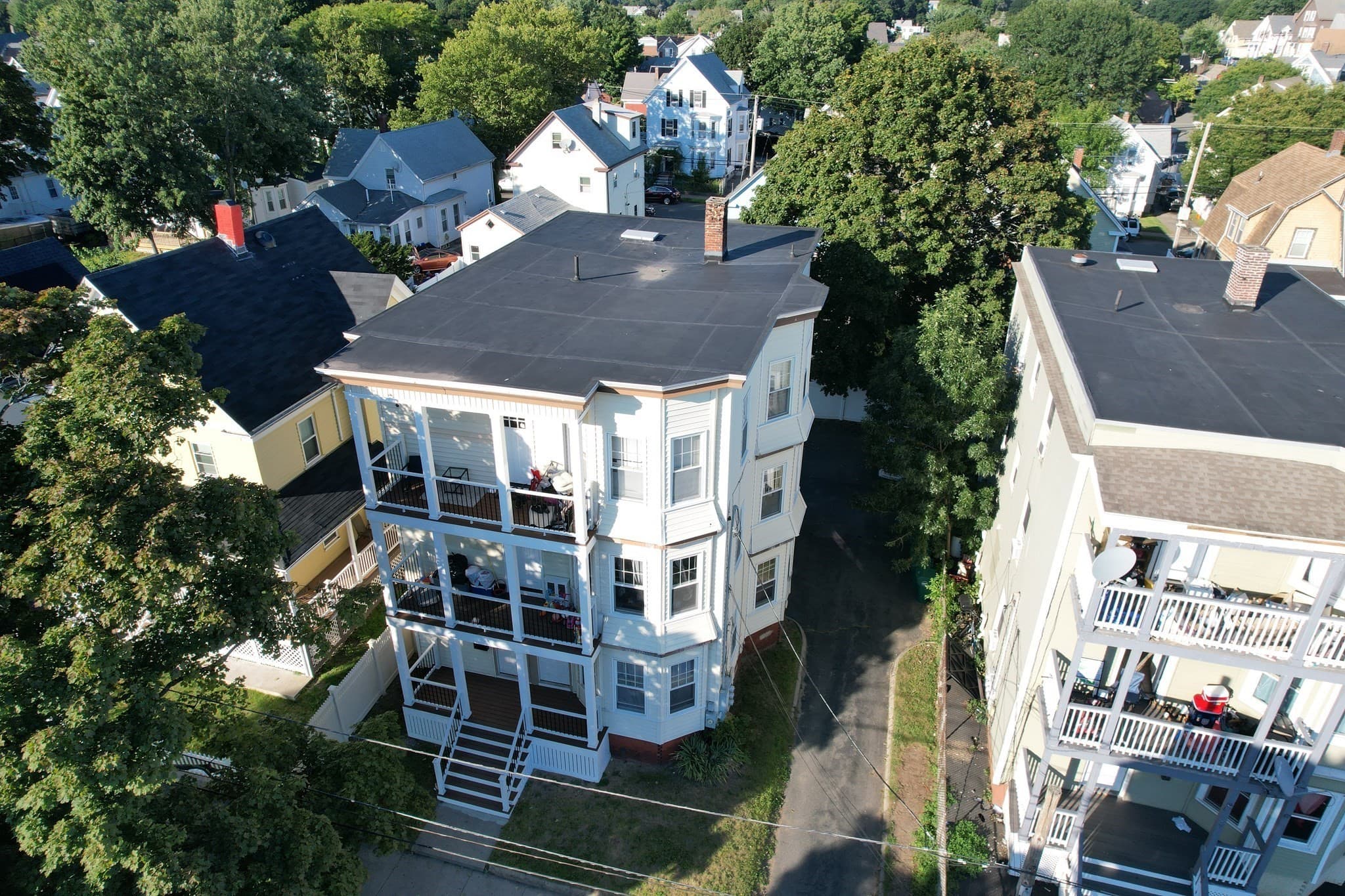 3 Family at 29-31 Tracy Ave, Lynn MA 01902, Lynn, photo 38 of 41