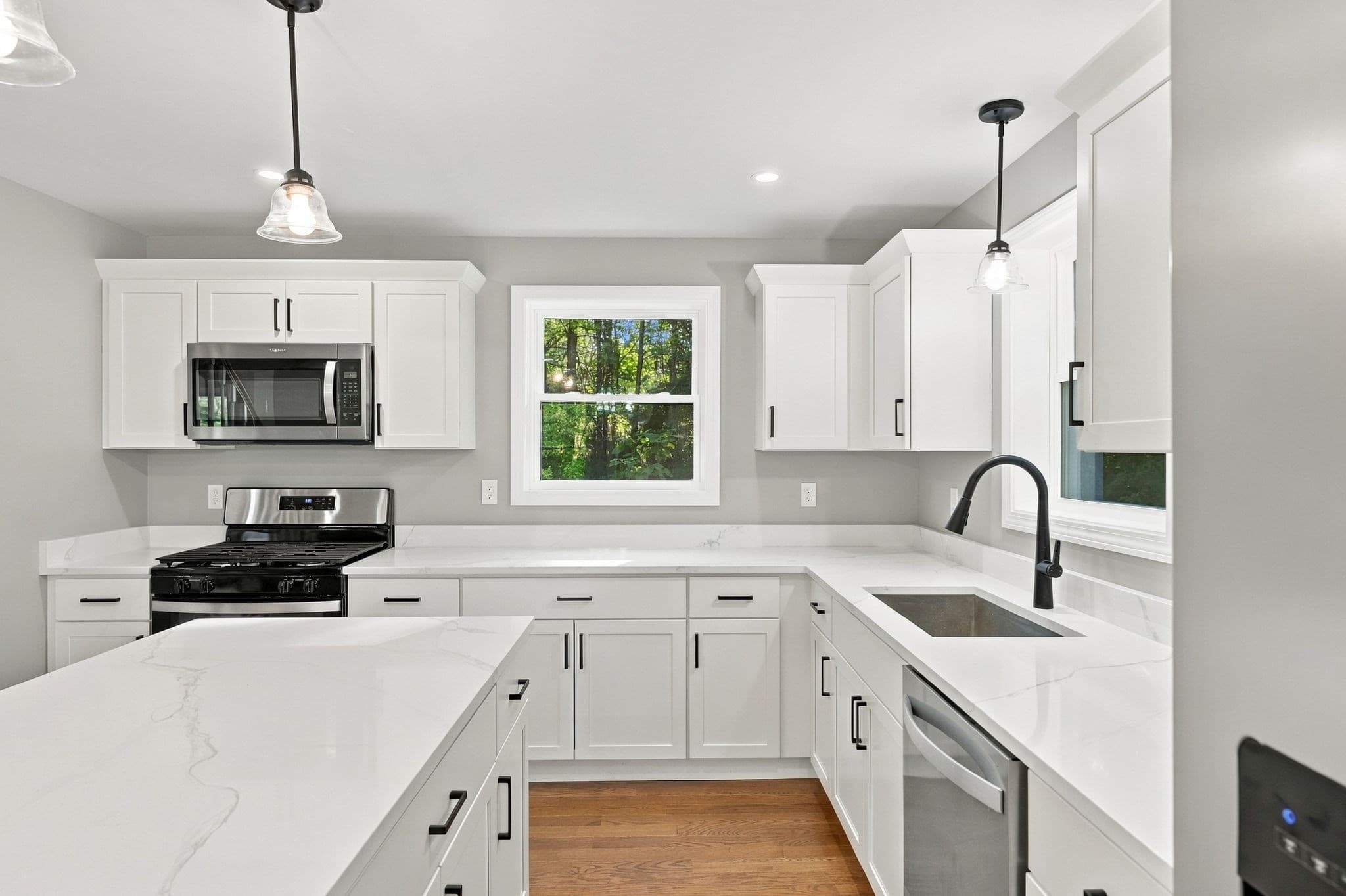 Single Family Residence at 10 Cabo Verde Way, Wareham MA 02571, photo 15 of 34