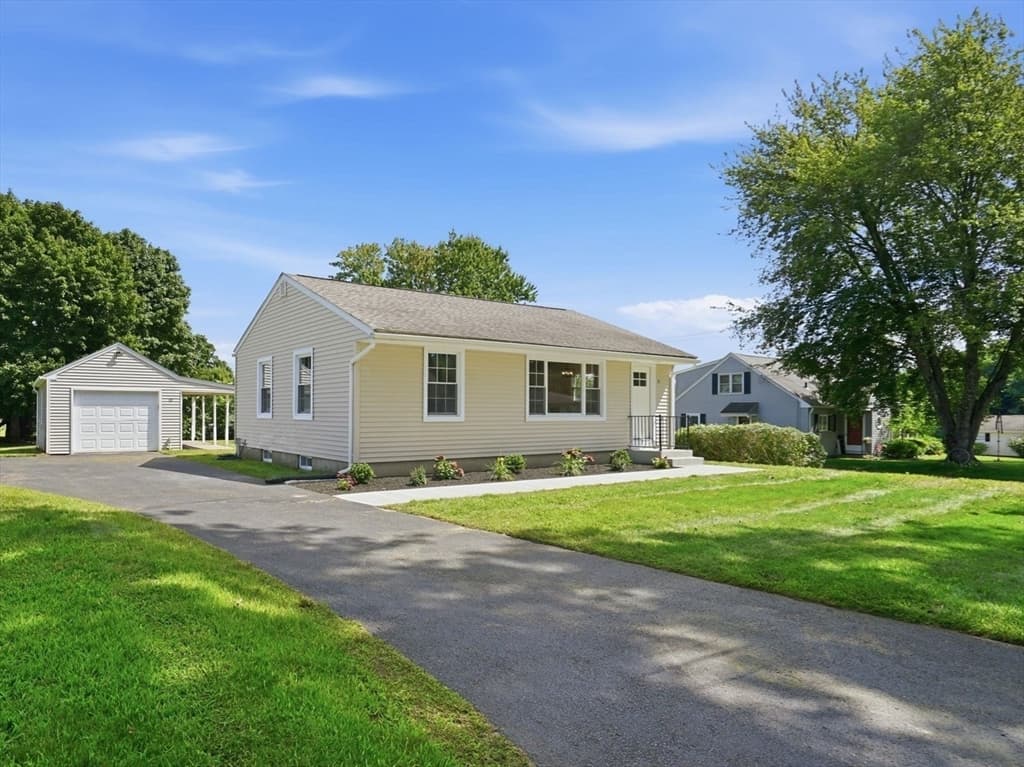 15 Hilltop Ter, Ludlow MA 01056