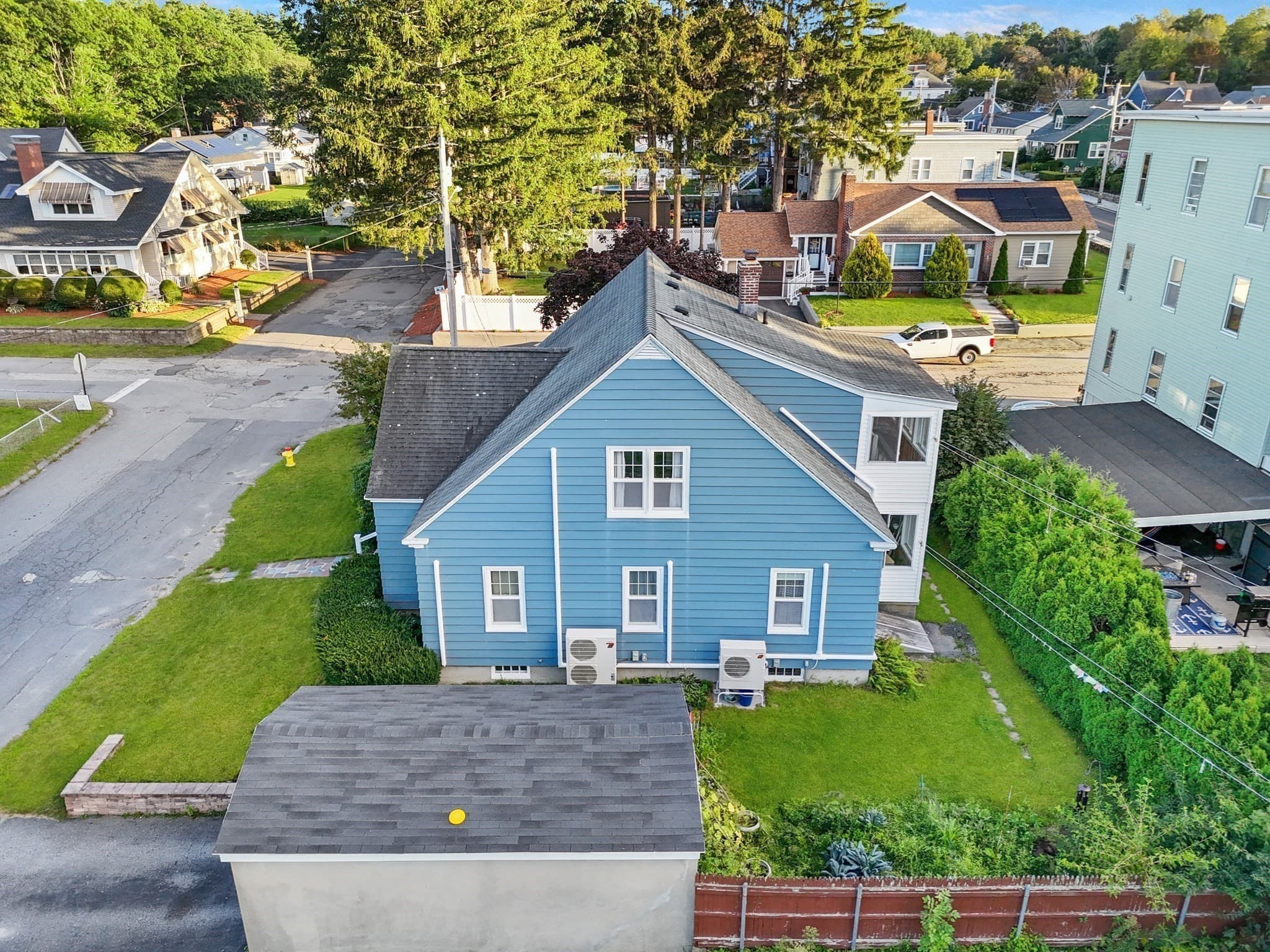 Multi Family at 208 Woodland St, Fitchburg MA 01420, Fitchburg, photo 6 of 33