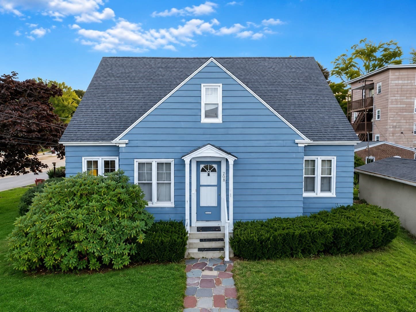 208 Woodland St, Fitchburg MA 01420