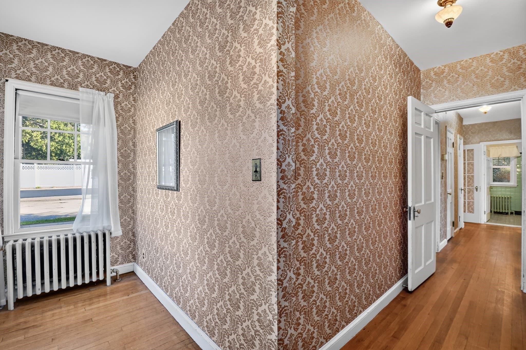 Multi Family at 208 Woodland St, Fitchburg MA 01420, Fitchburg, photo 19 of 33